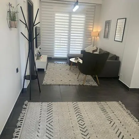 M Apartment *